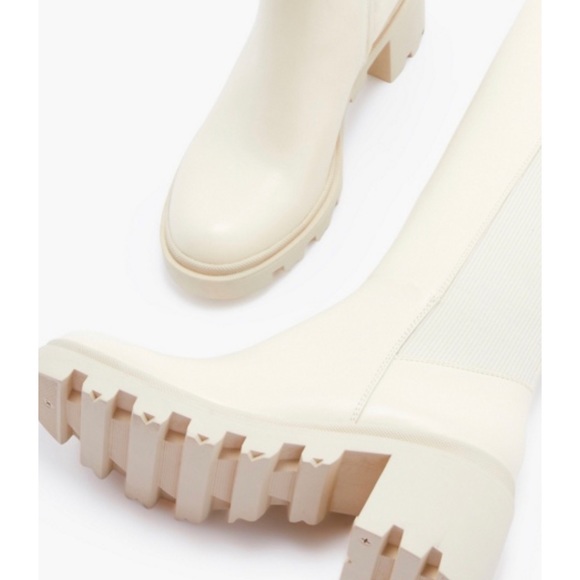 NEW! Ayden Chunky Block Heeled Boot - Picture 4 of 5